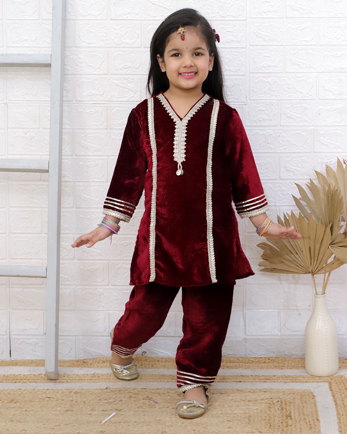 Girls Velvet Kurti Pant