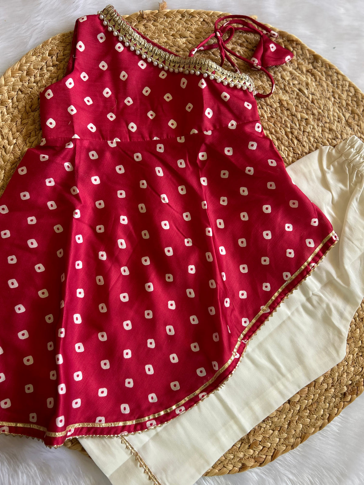 Red Bandhani Flare One Side Tie Strap Kurti Pant Set