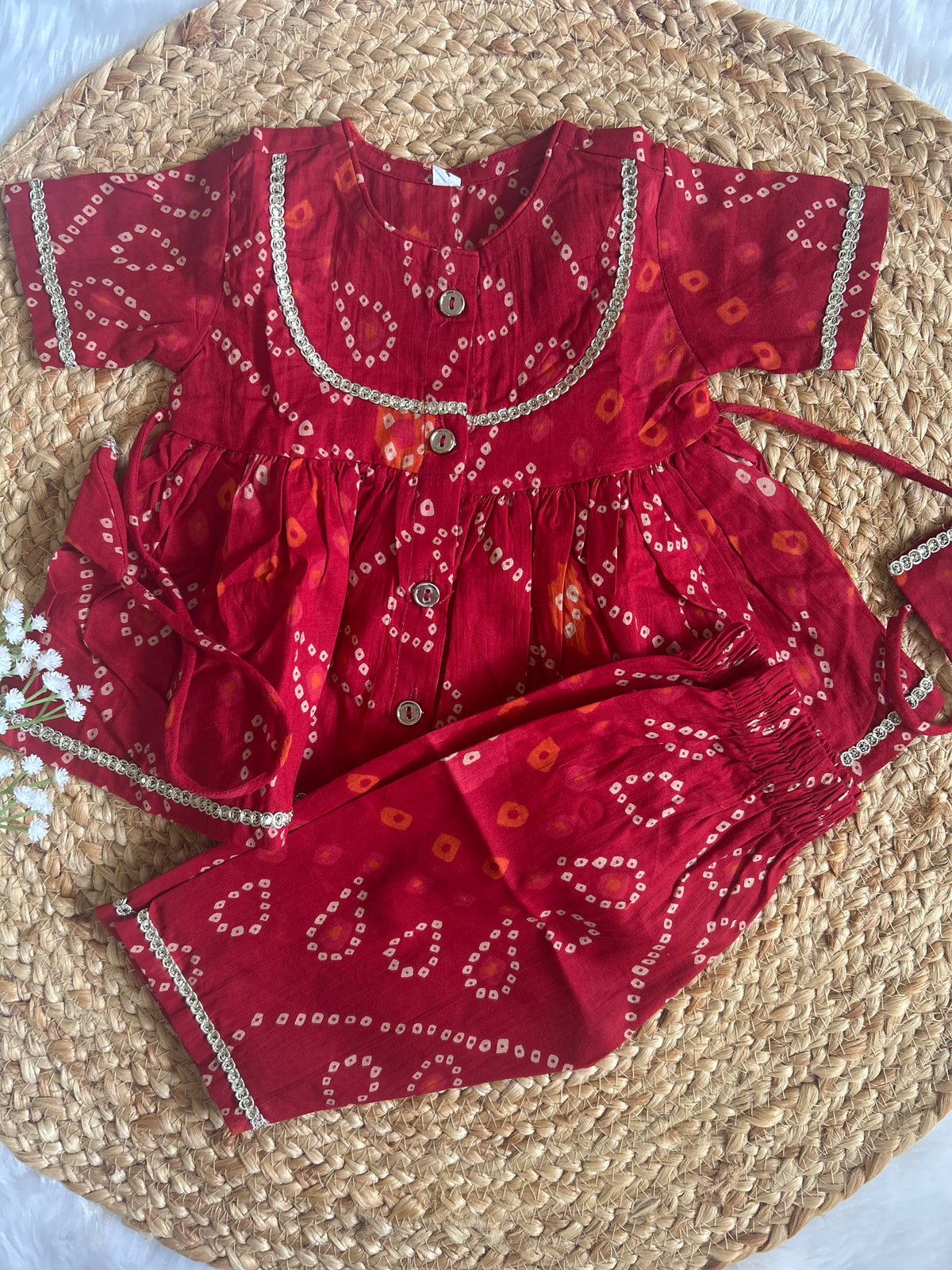 Red bhandej kurti pant with dupatta (infant)