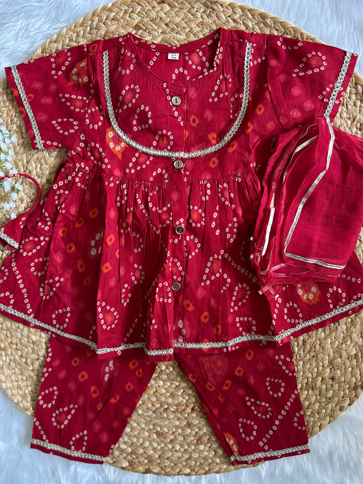 Red bhandej kurti pant with dupatta (infant)