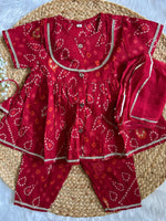 Red bhandej kurti pant with dupatta (infant)