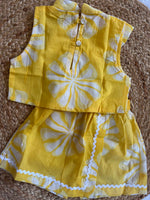 Lemon Daisy Set-Top With Skorts (yellow)