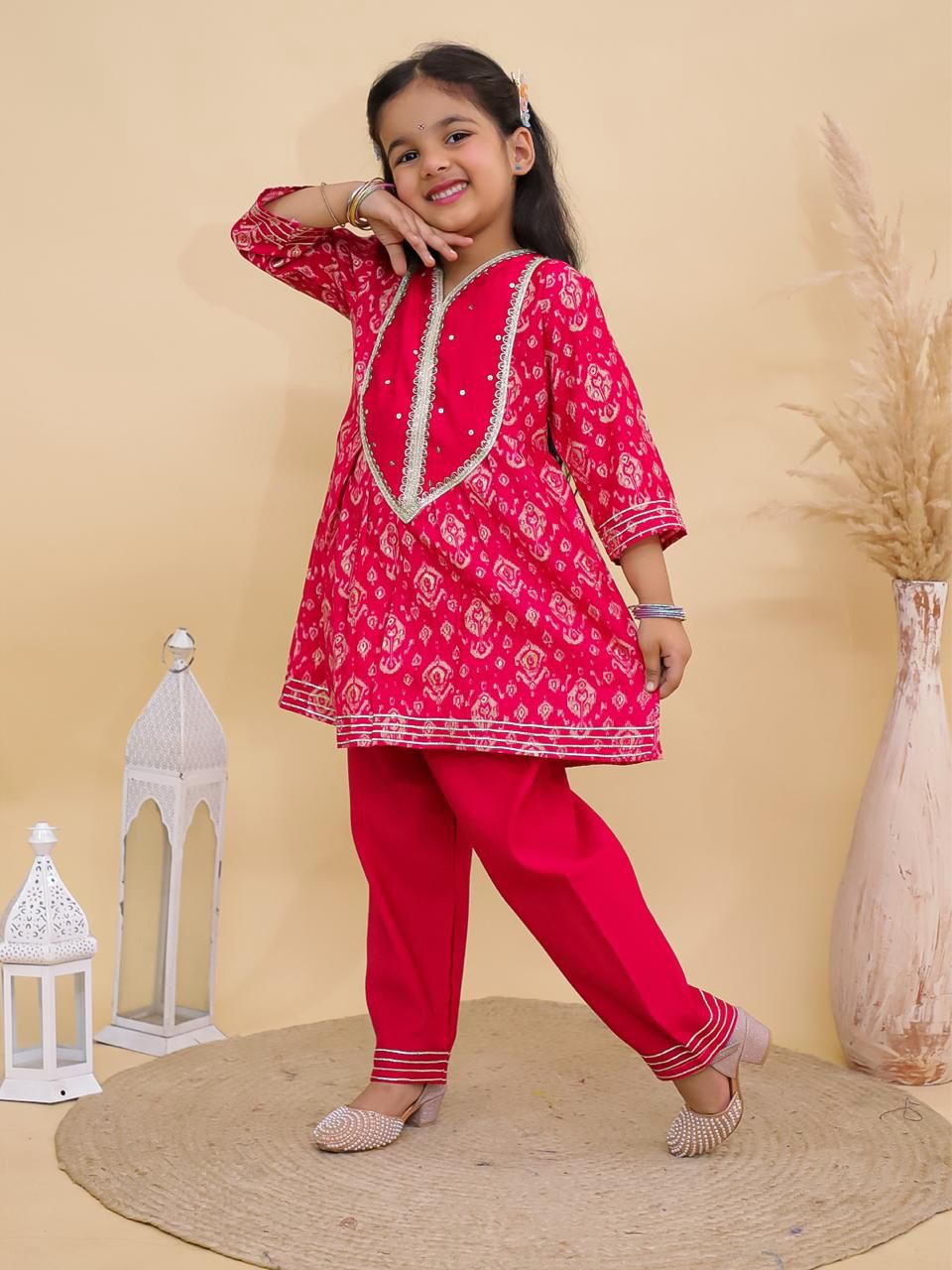 Girl's Pink Kurti Pant Set